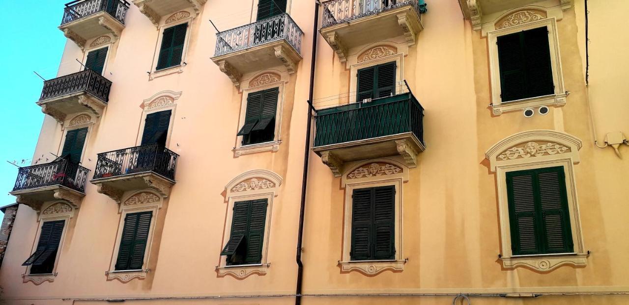 Lamberti Beach Apartment - 150 M From The Sea - Just Renewed - Wifi Σαβόνα Εξωτερικό φωτογραφία